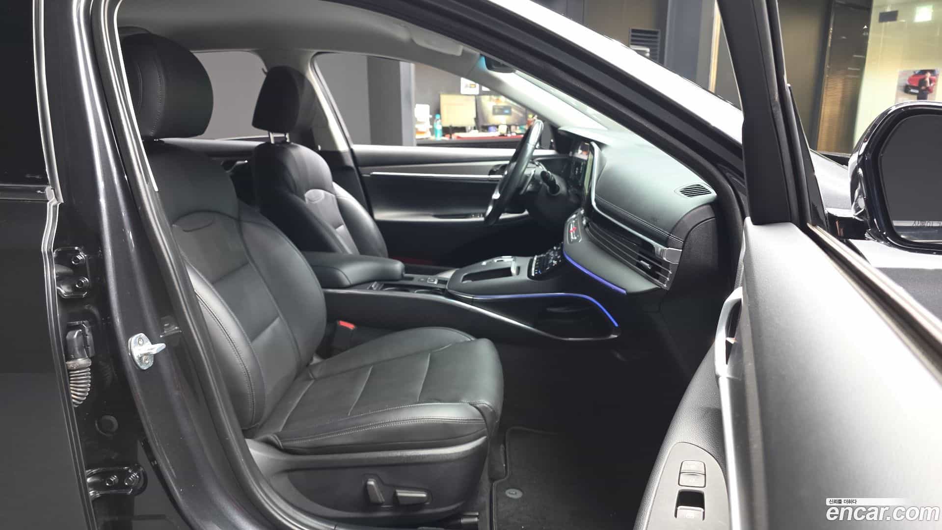 Grandeur Hyundai 2019.11-OPTION-015