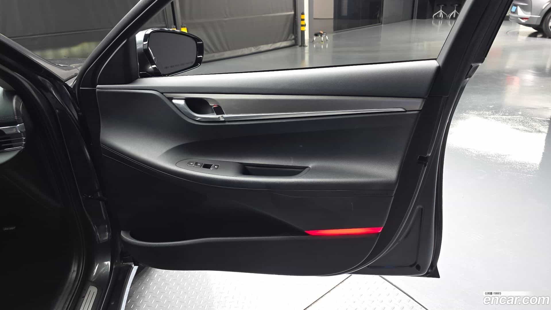 Grandeur Hyundai 2019.11-INNER-034