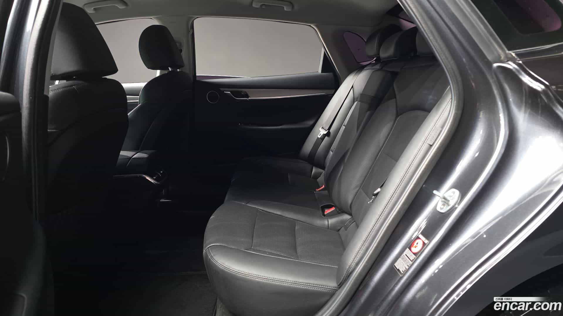 Grandeur Hyundai 2019.11-INNER-036