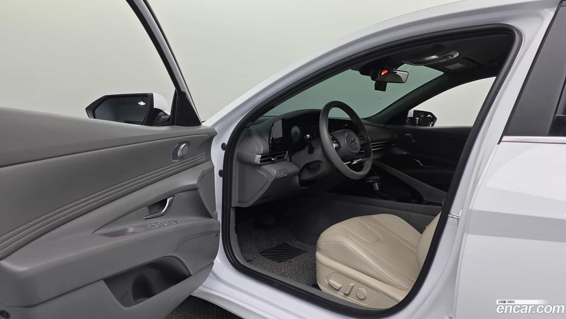 AVANTE Hyundai 2023.2-INNER-010