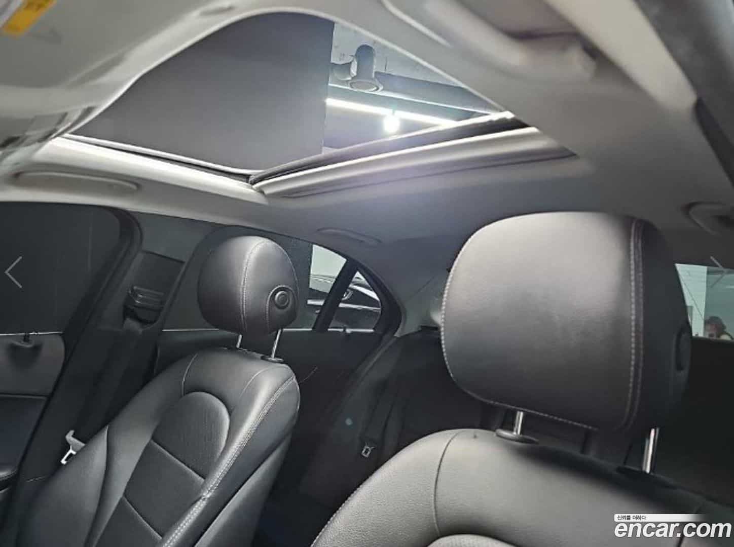 C-Class Mercedes-Benz 2019.2-OPTION-017