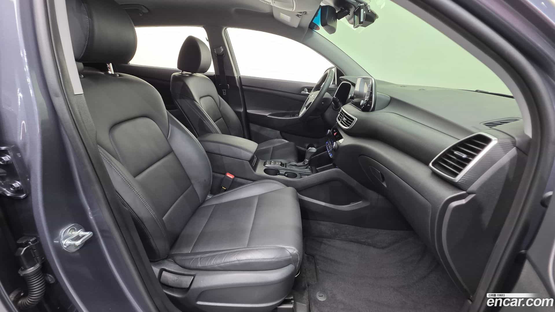 Tucson Hyundai 2020.1-INNER-010
