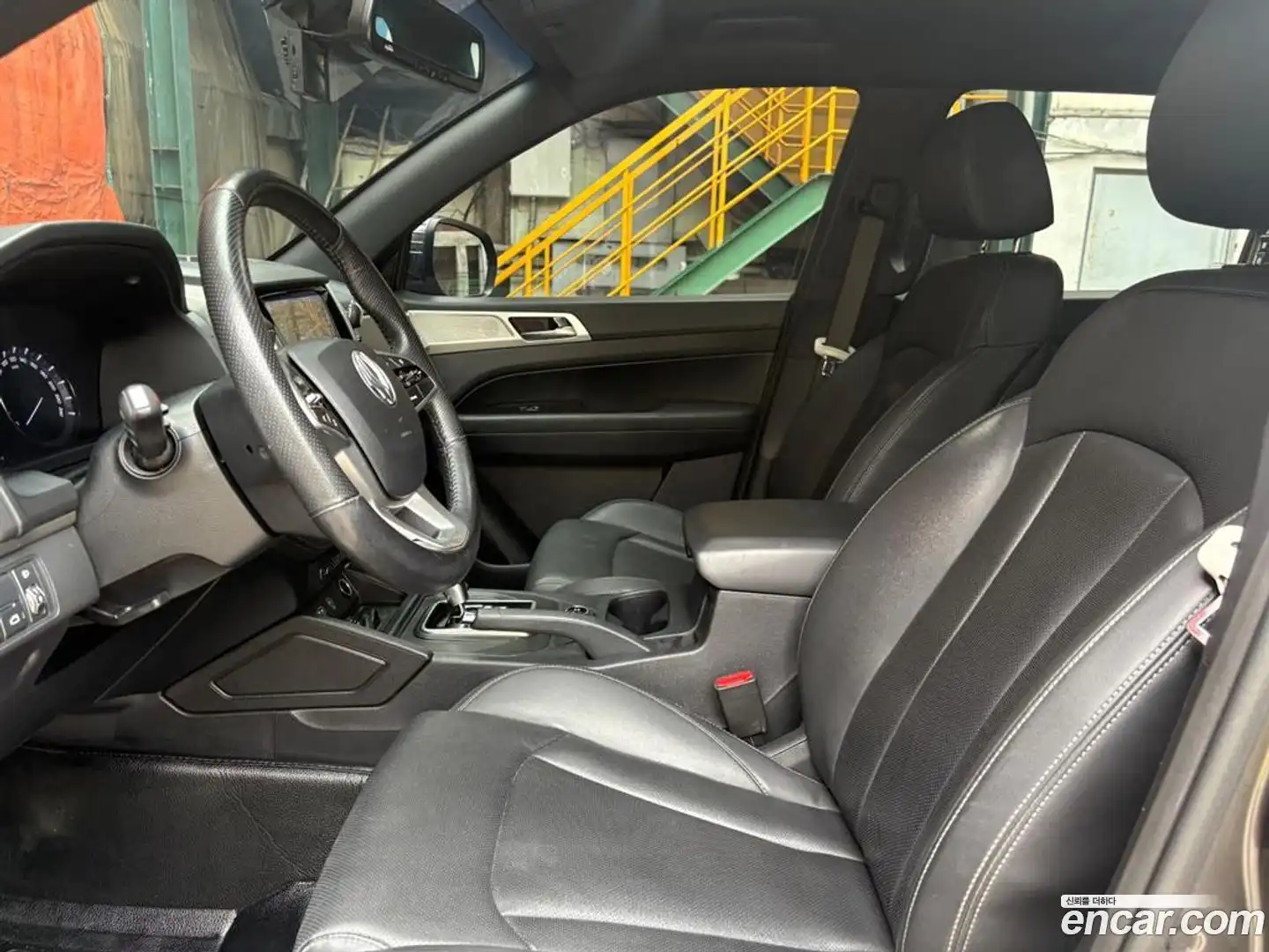 Rexton KG Mobility 2019.9-INNER-010