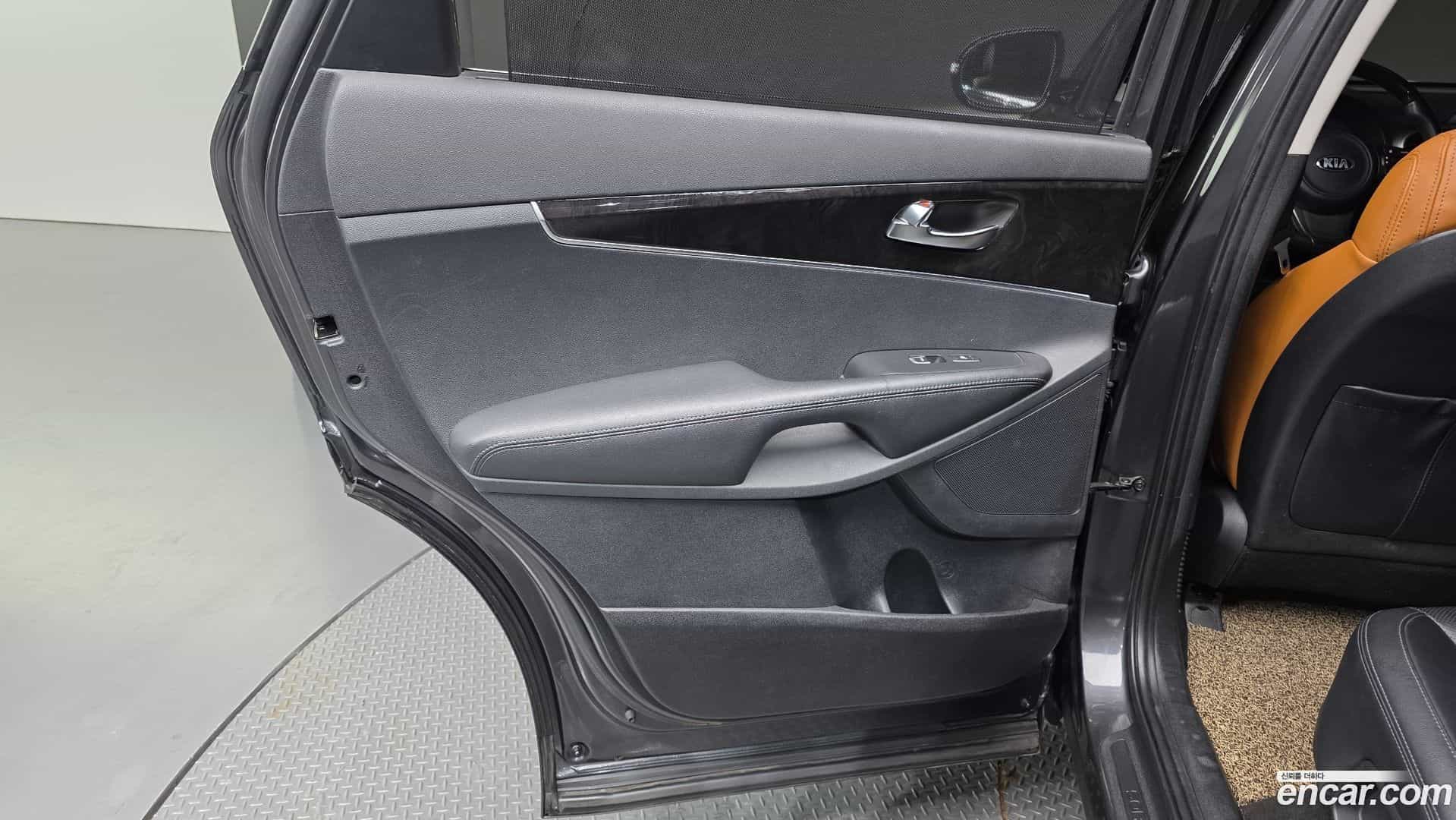 Sorento Kia 2014.10-INNER-035