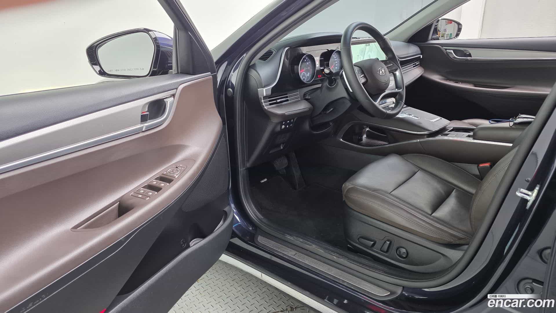 Grandeur Hyundai 2020.5-INNER-010