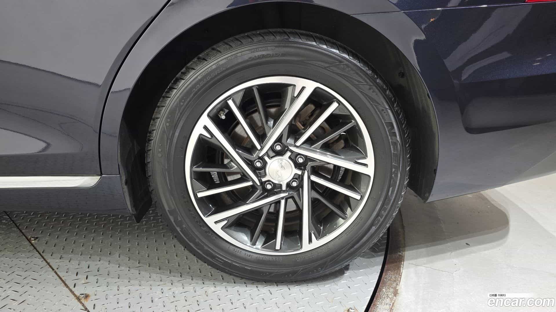 Grandeur Hyundai 2020.5-OUTER-031