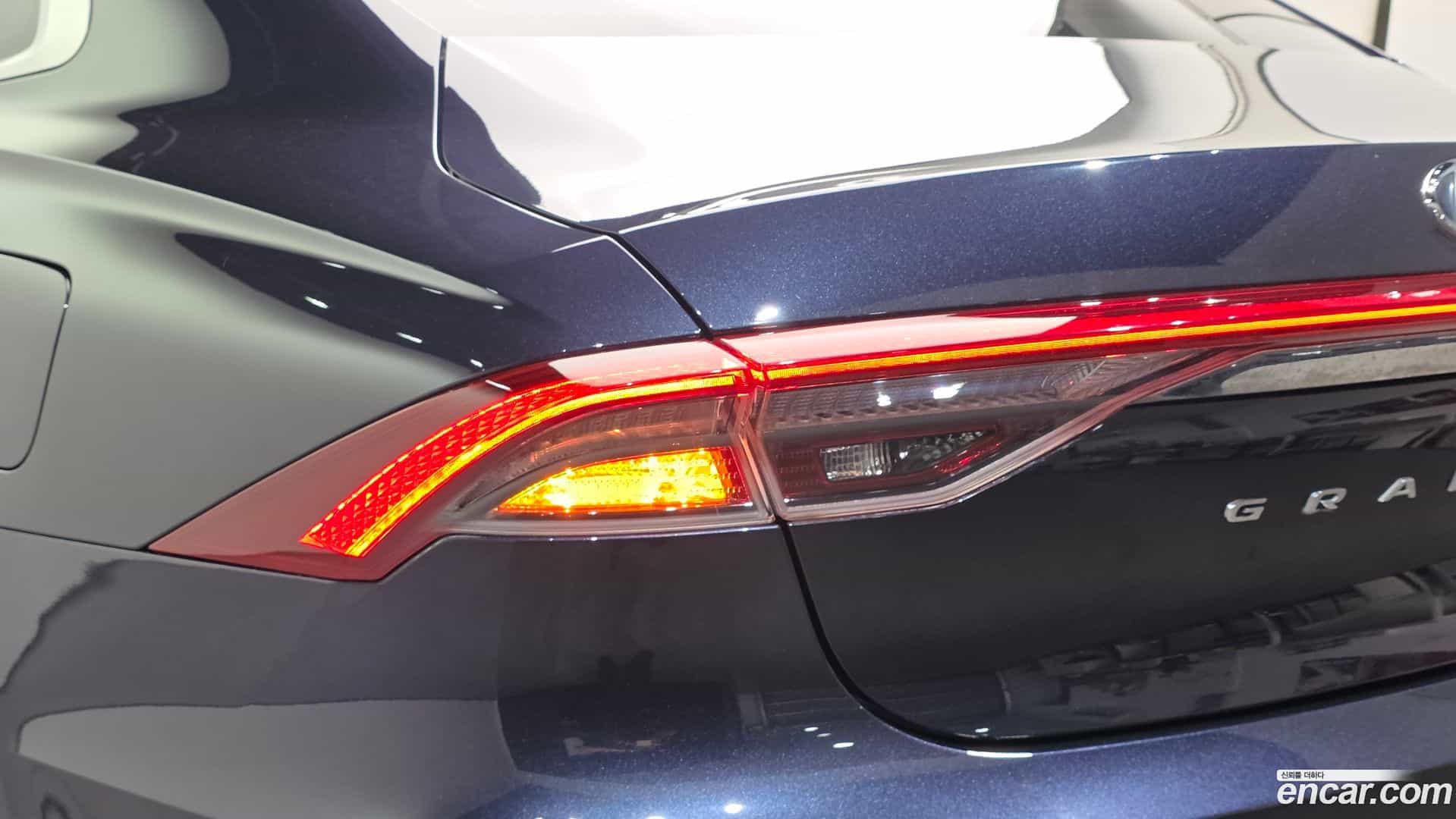 Grandeur Hyundai 2020.5-OUTER-033