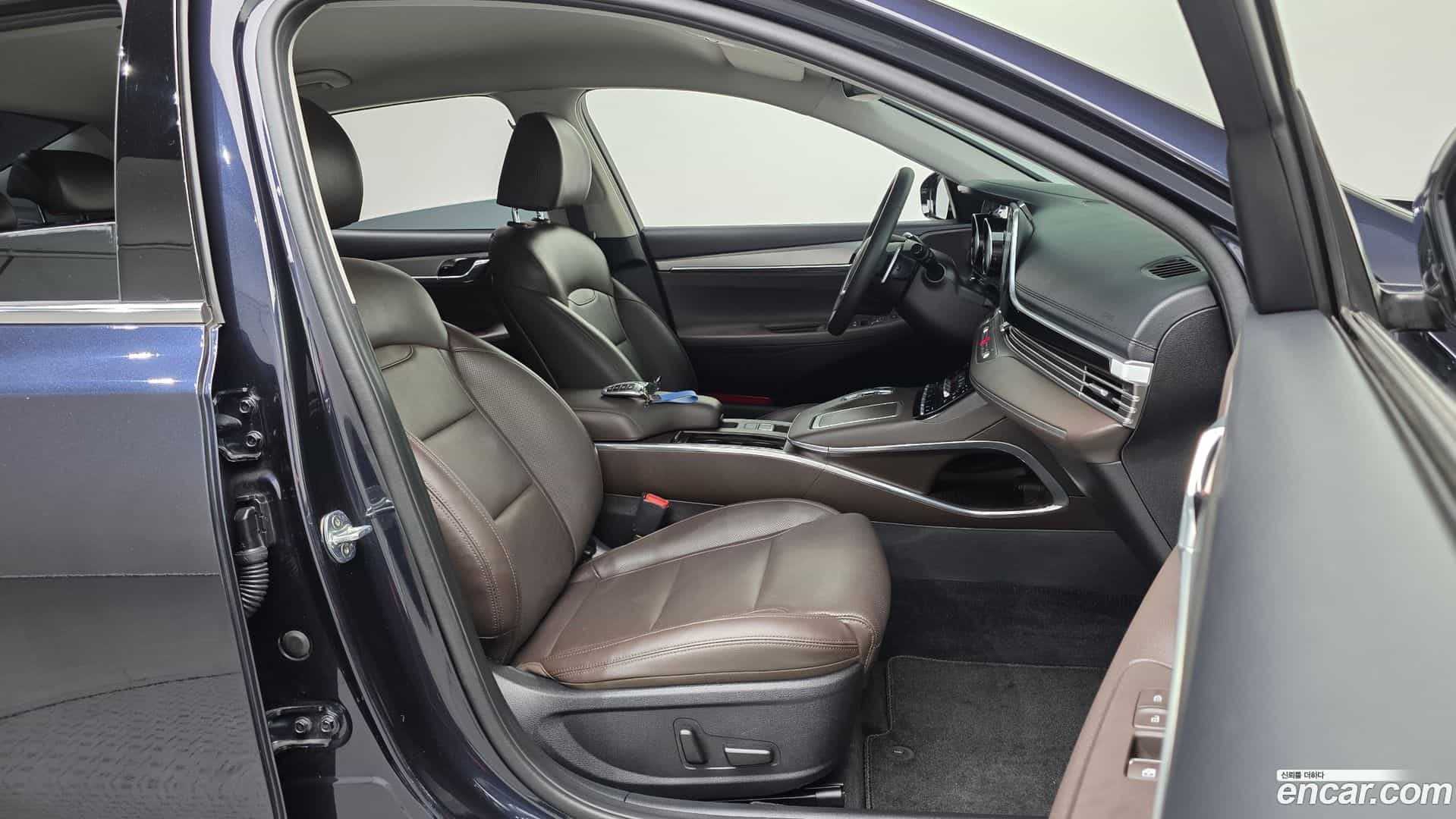 Grandeur Hyundai 2020.5-INNER-036