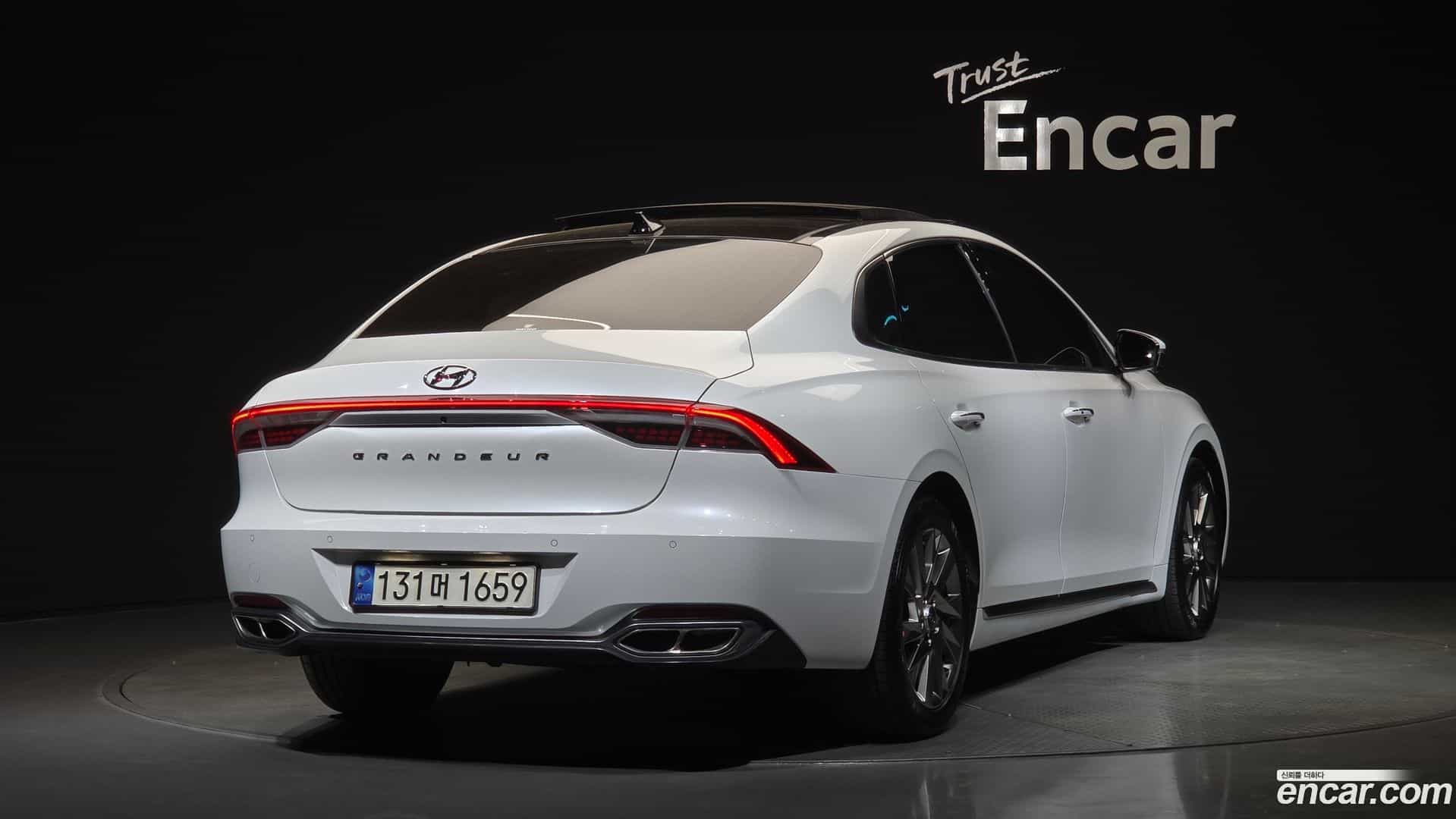 Grandeur Hyundai 2022.3-OUTER-002