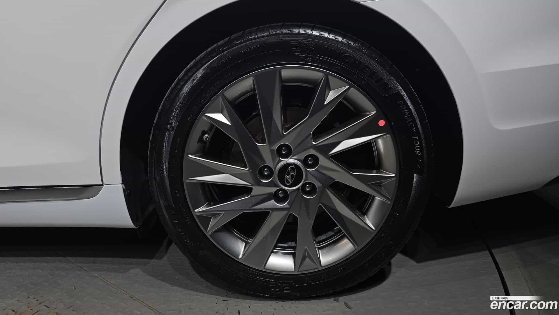 Grandeur Hyundai 2022.3-OUTER-031