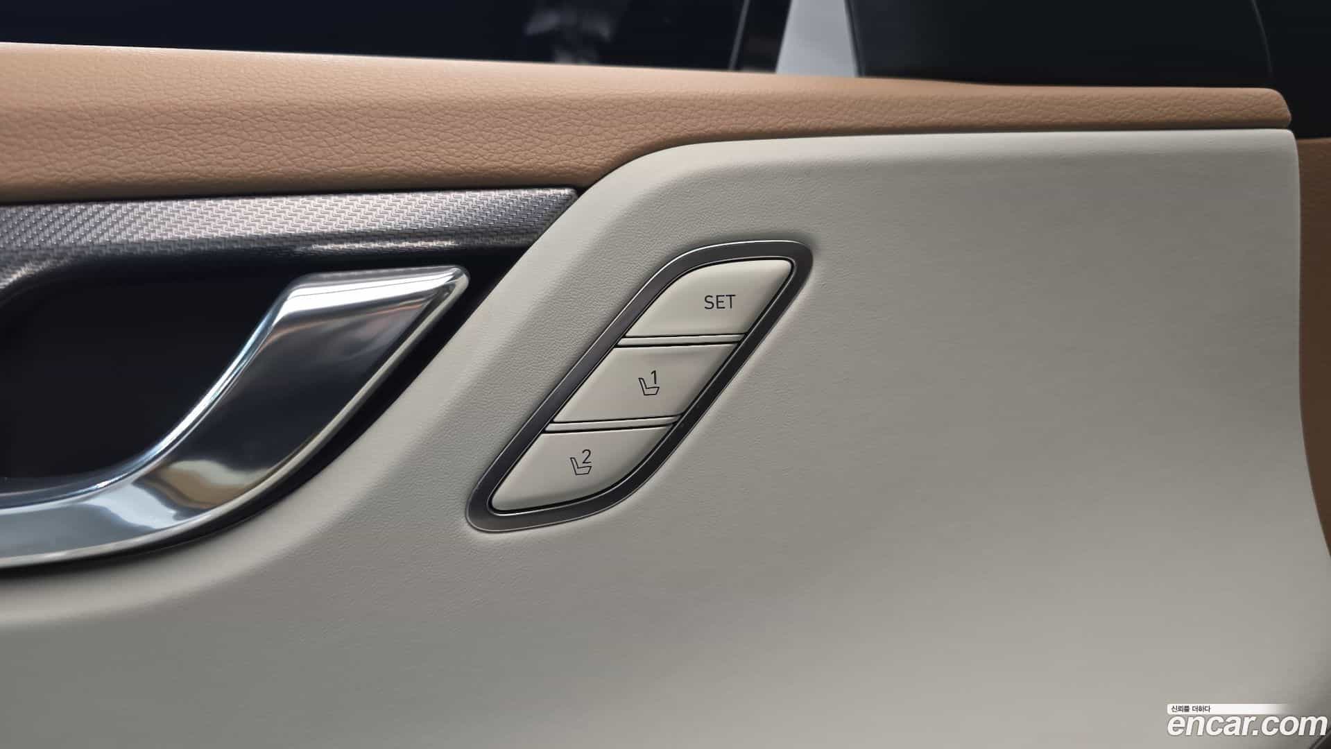 Grandeur Hyundai 2022.3-OPTION-046