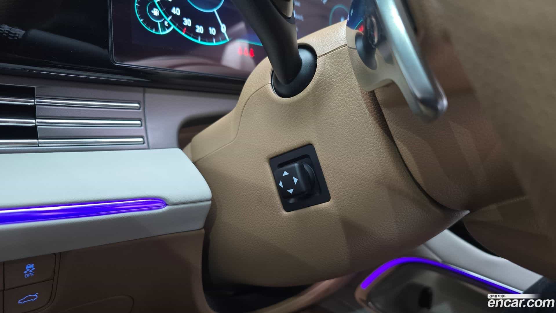 Grandeur Hyundai 2022.3-OPTION-047