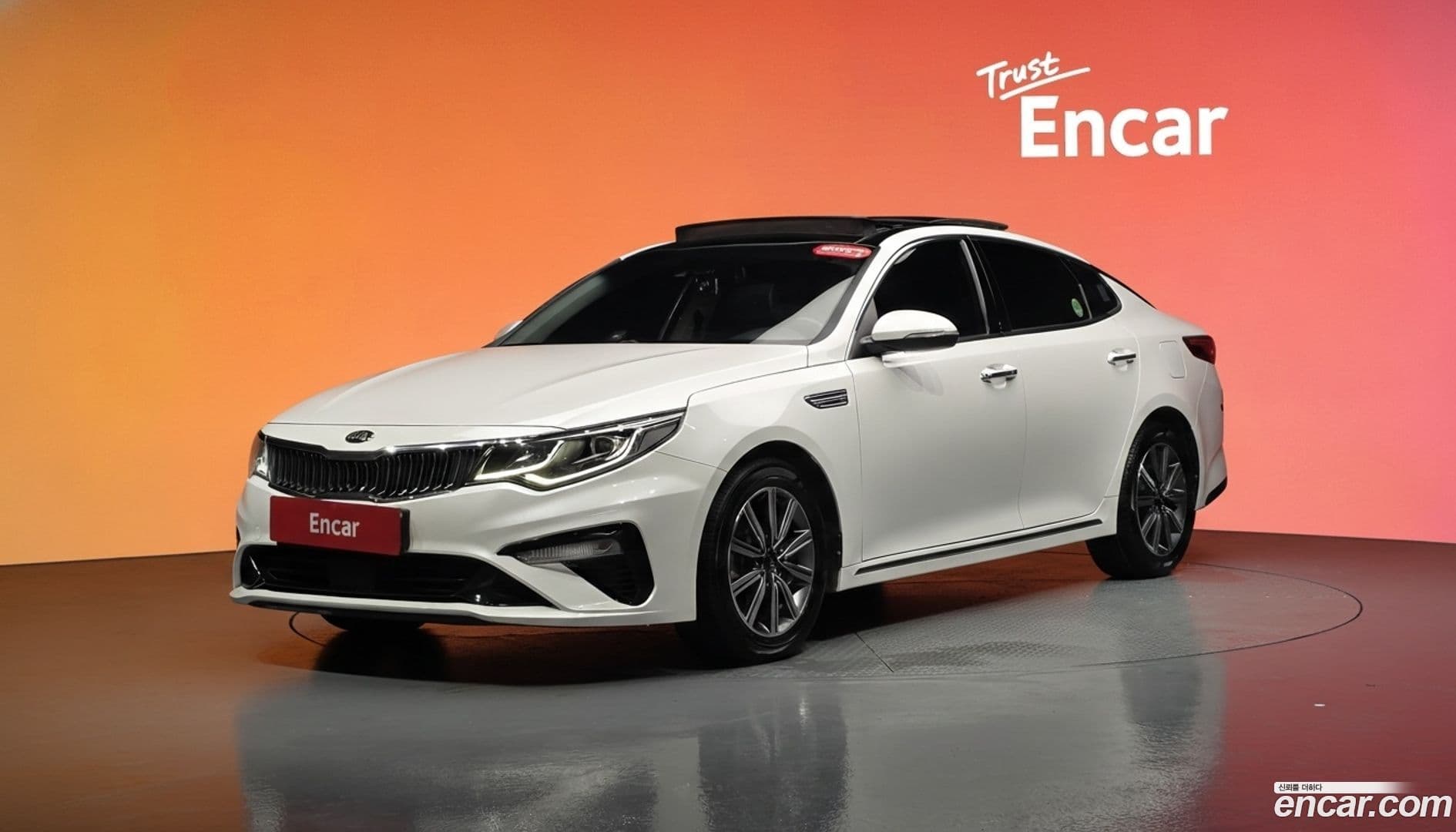 Main__Slider__Photo:K5 Kia 2019.9-0