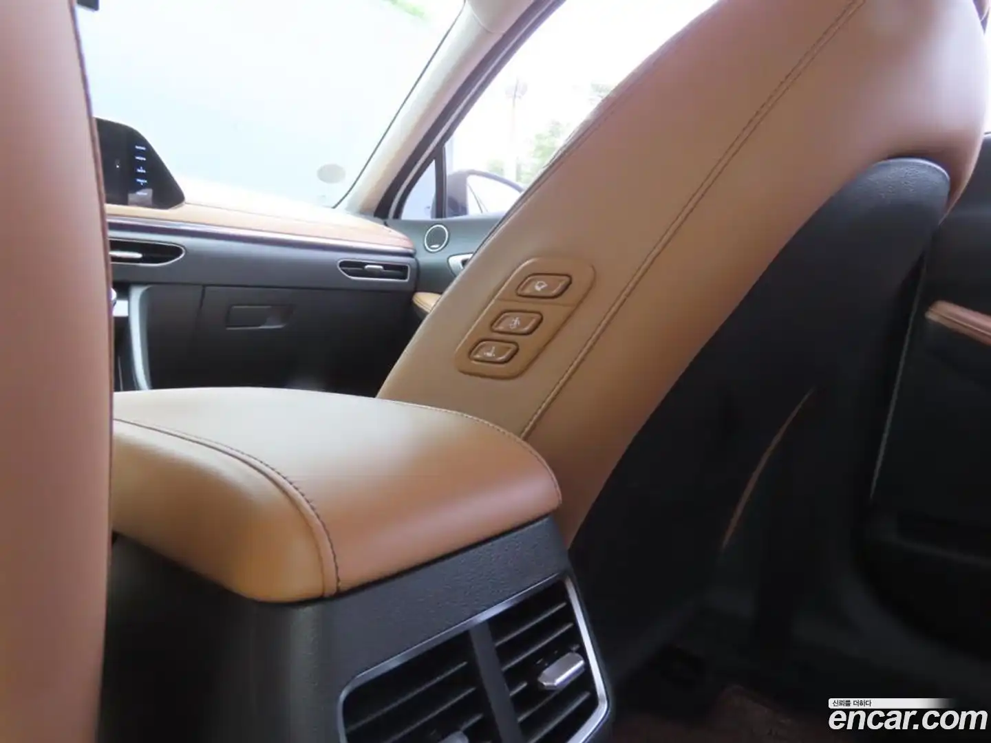 Sonata Hyundai 2019.4-INNER-007