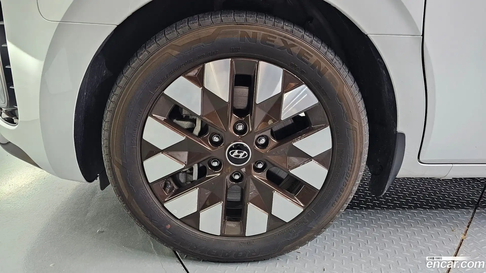 Staria Hyundai 2023.9-OUTER-005