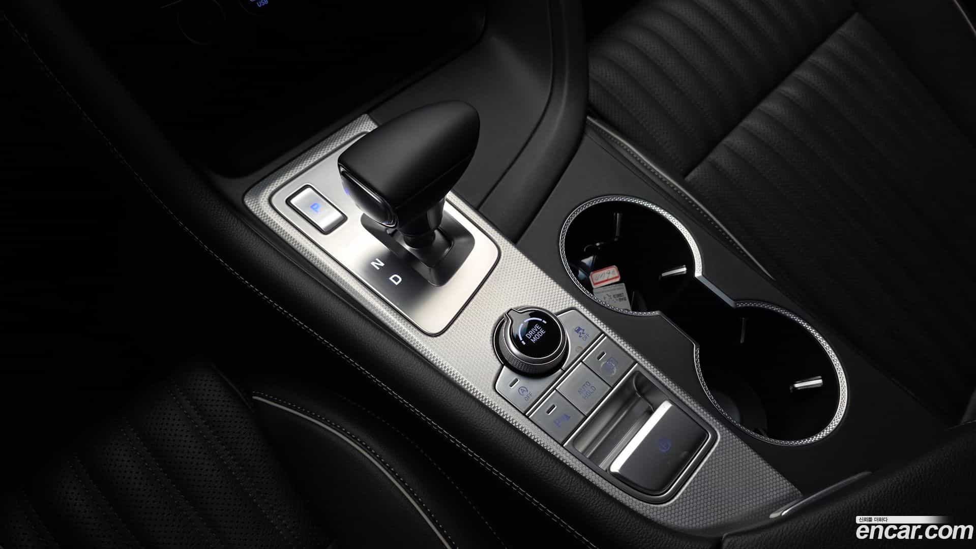 G70 Genesis 2023.7-INNER-009