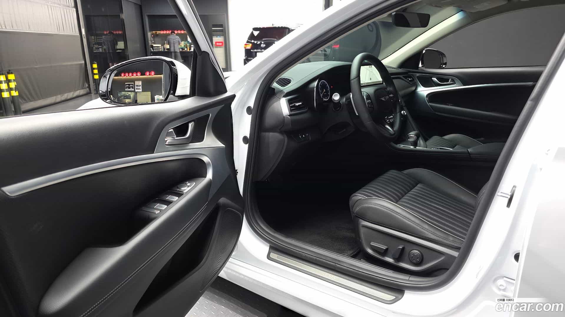 G70 Genesis 2023.7-INNER-010