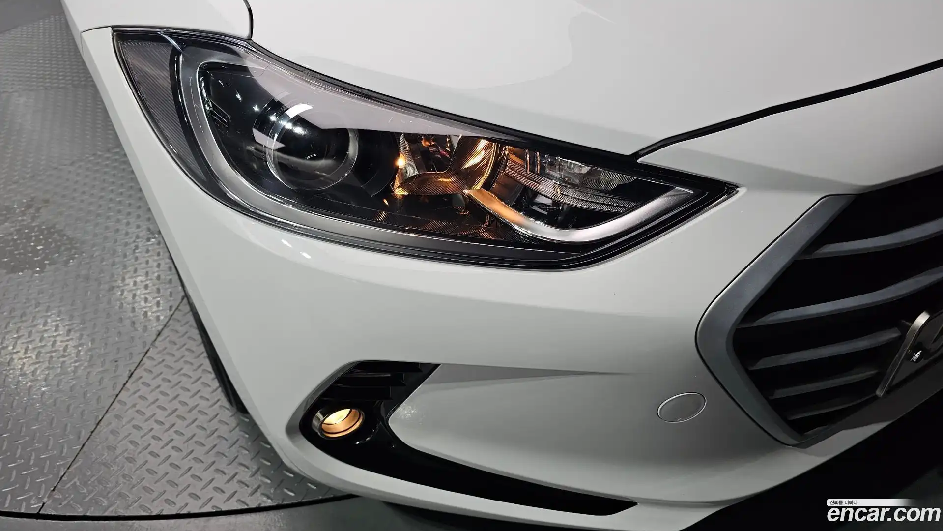 AVANTE Hyundai 2018.3-OUTER-032