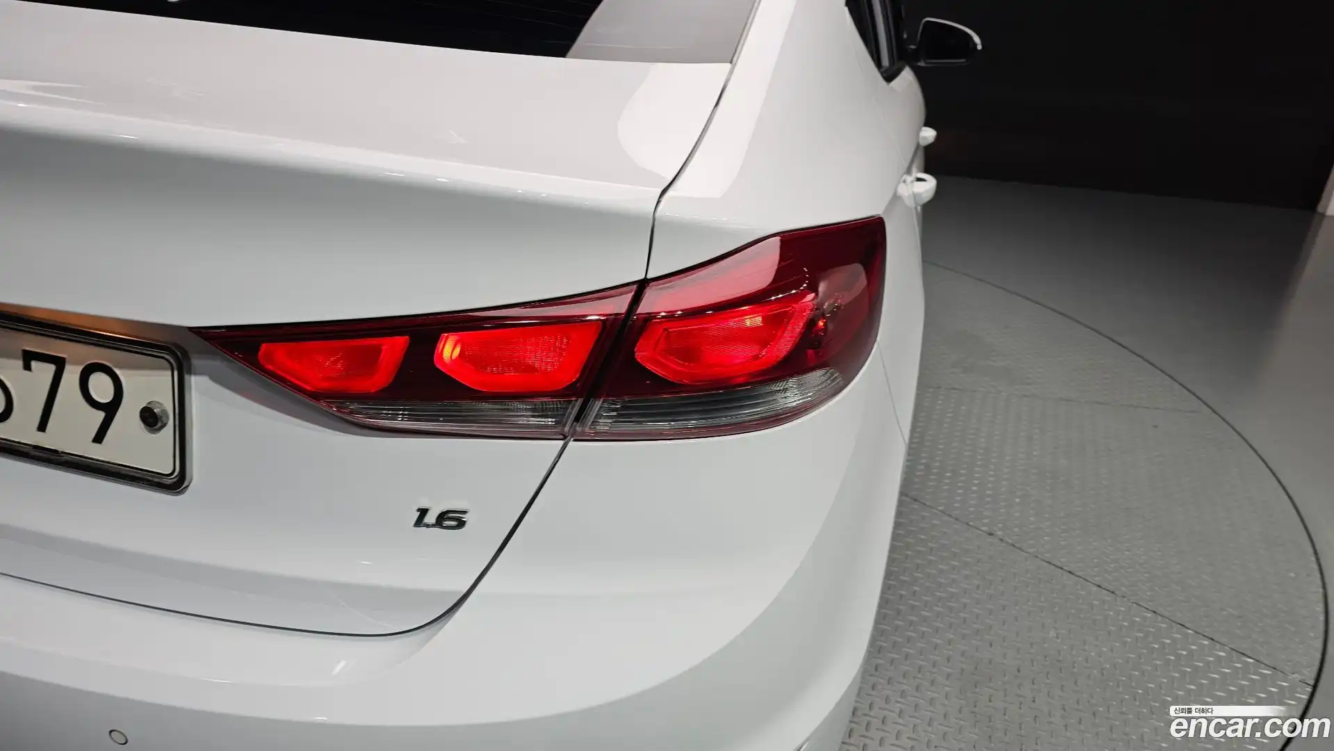AVANTE Hyundai 2018.3-OUTER-033