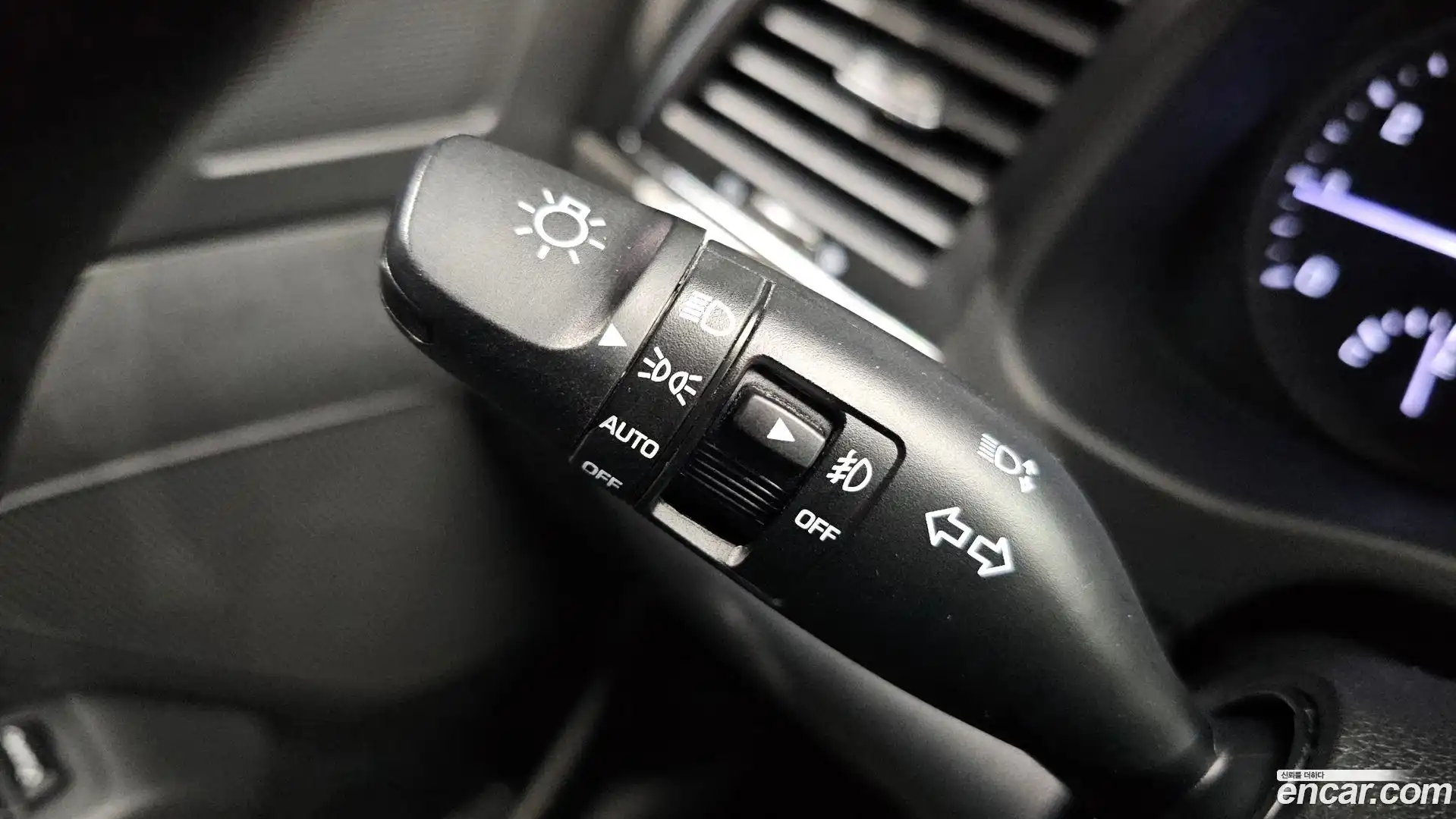 AVANTE Hyundai 2018.3-OPTION-042