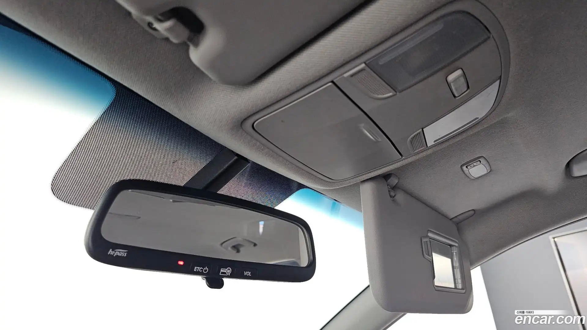 Kona Hyundai 2017.6-OPTION-024