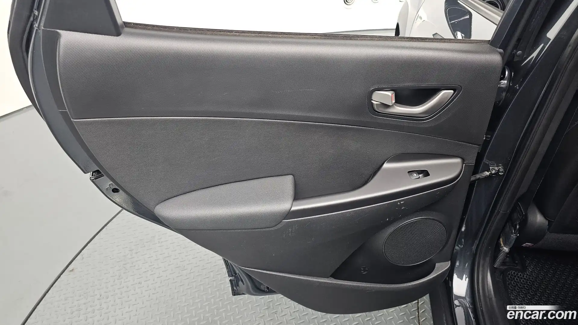 Kona Hyundai 2017.6-INNER-035
