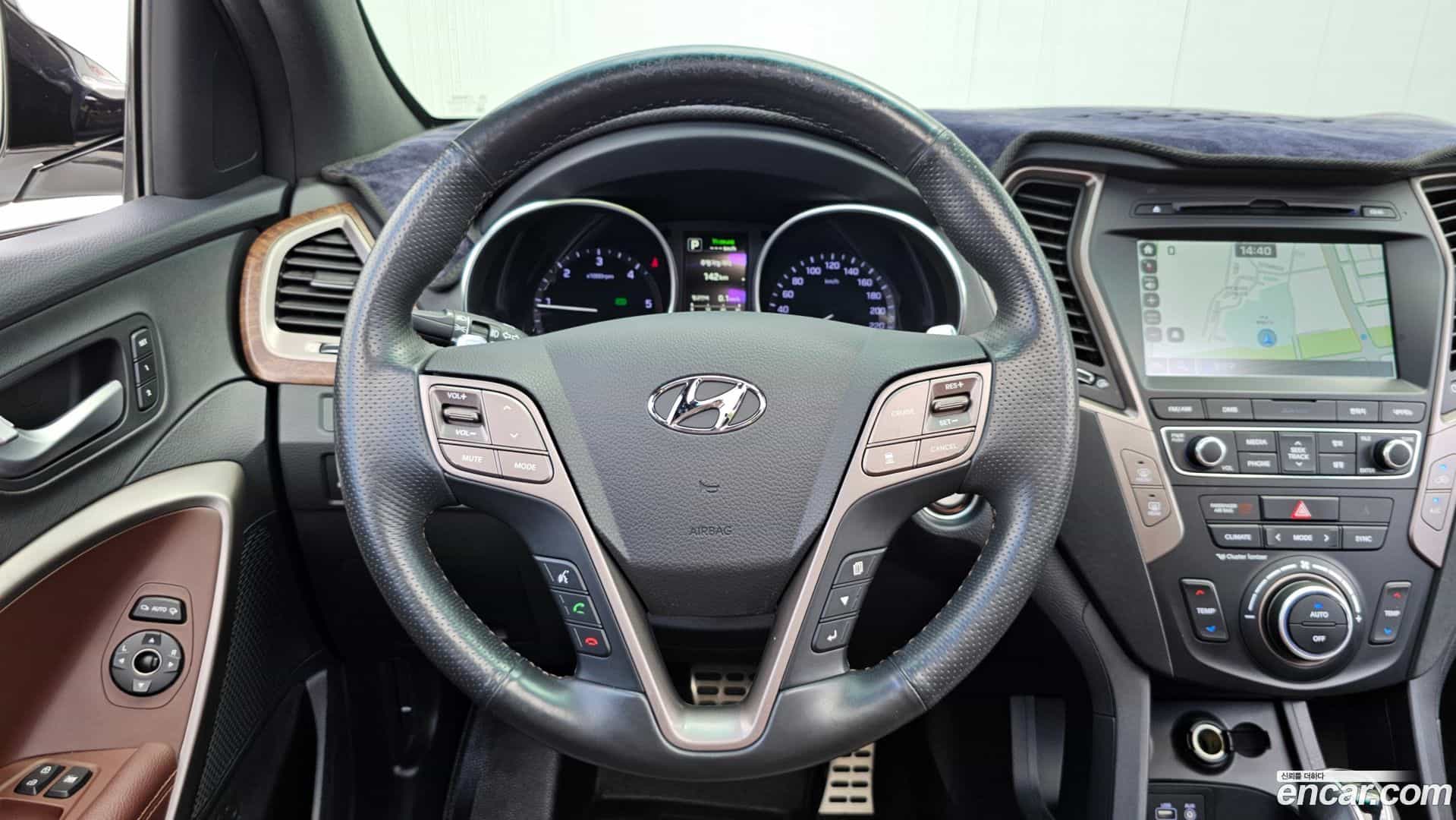 Santafe Hyundai 2017.6-OPTION-019