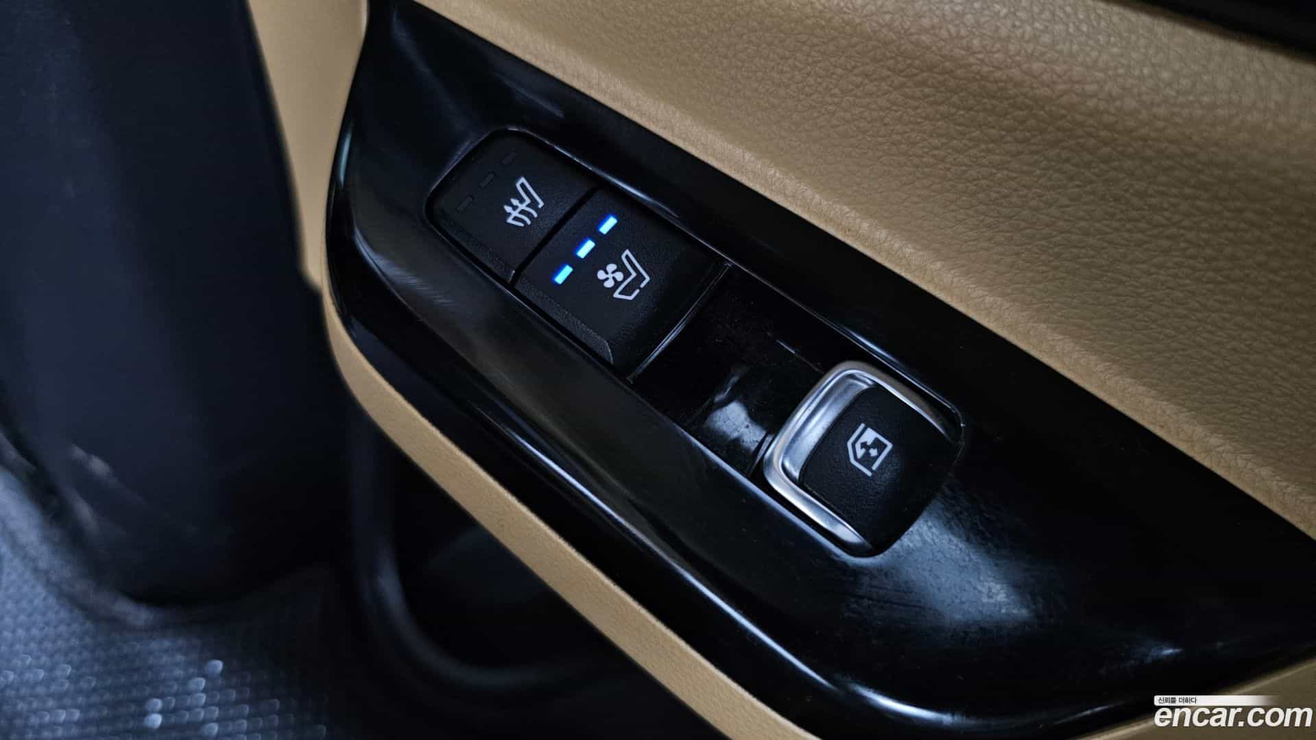 Canival Kia 2021.2-OPTION-051
