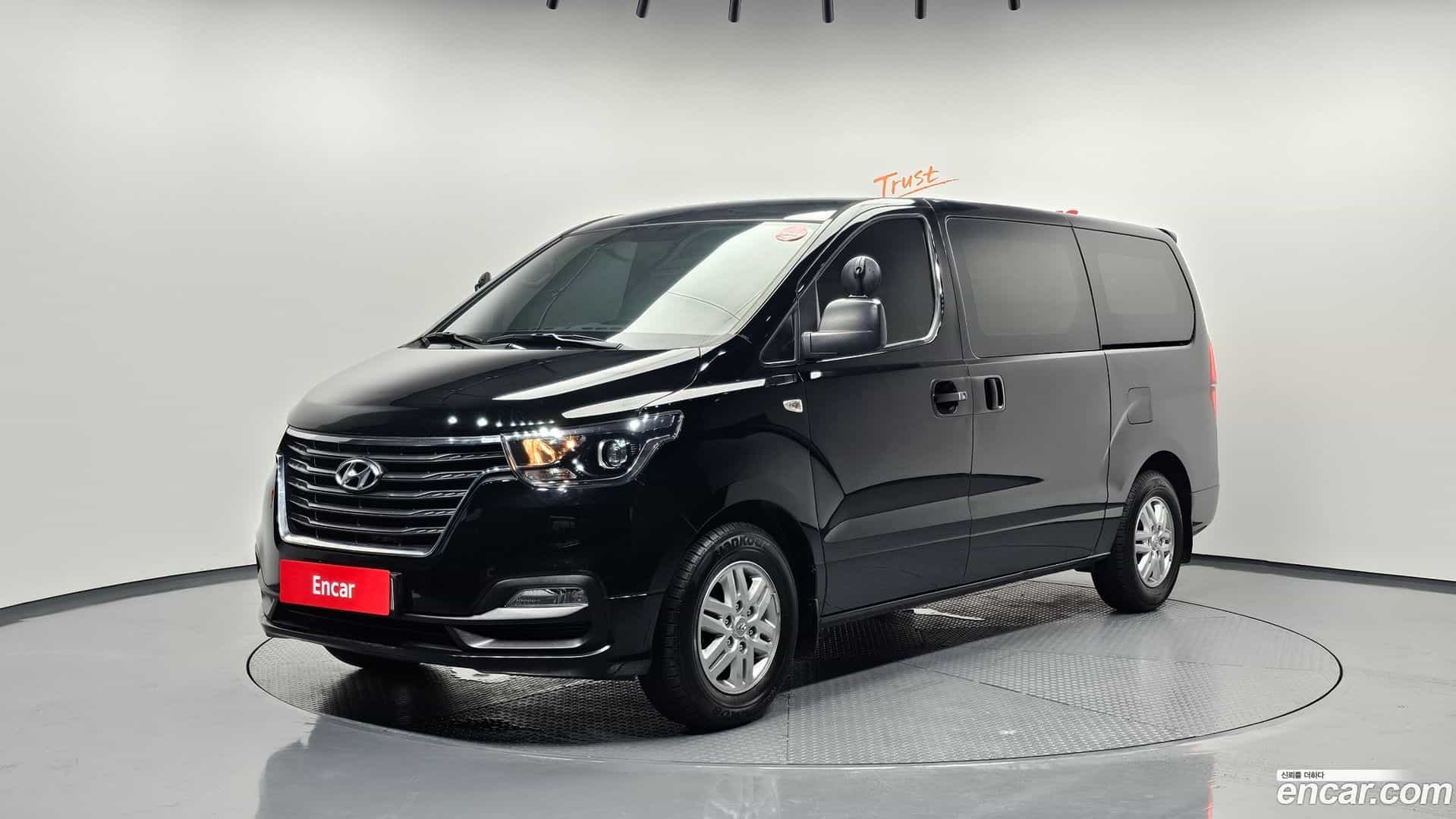 Starex Hyundai 2018.11-OUTER-001