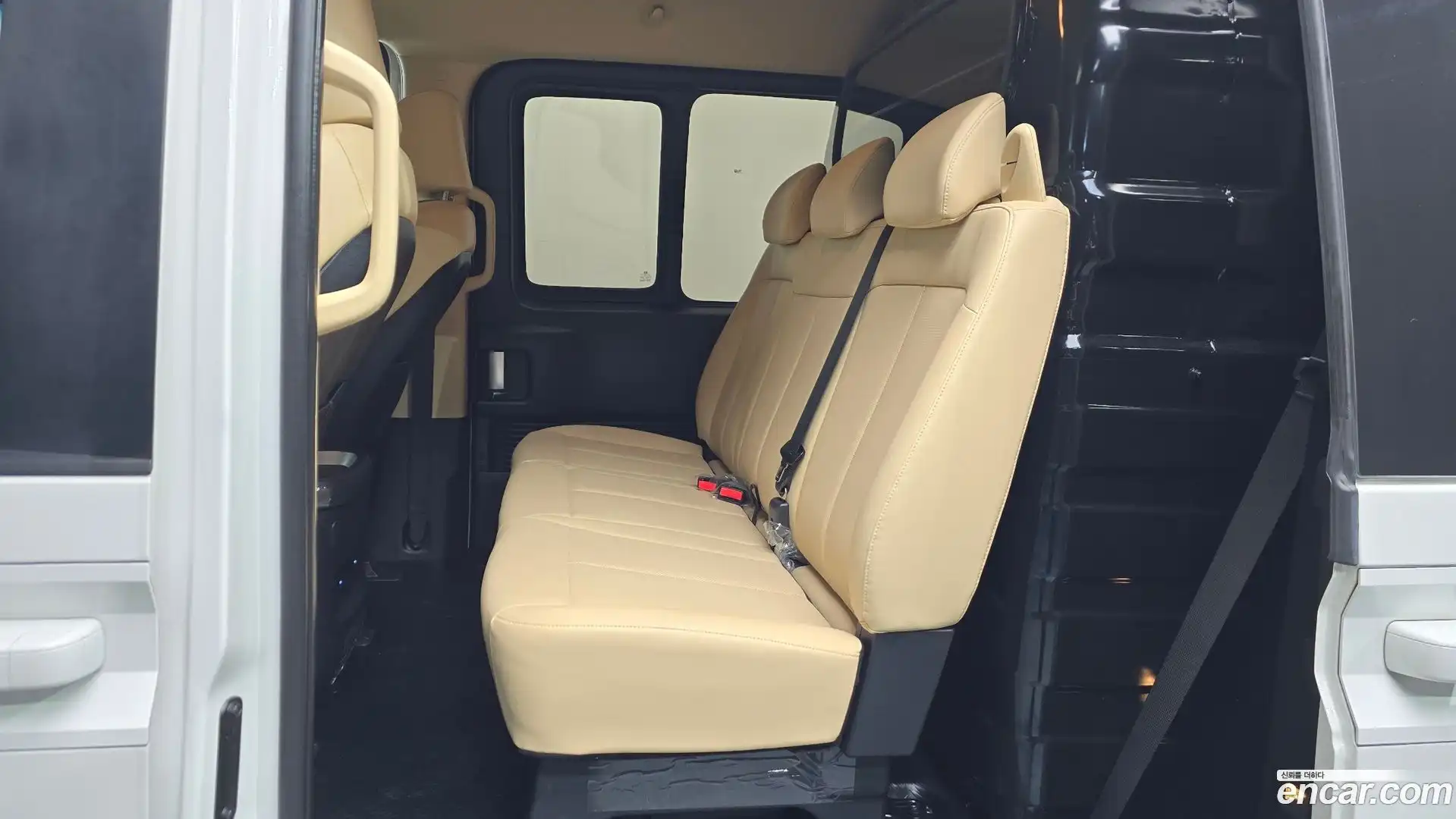 Staria Hyundai 2025.1-OPTION-015