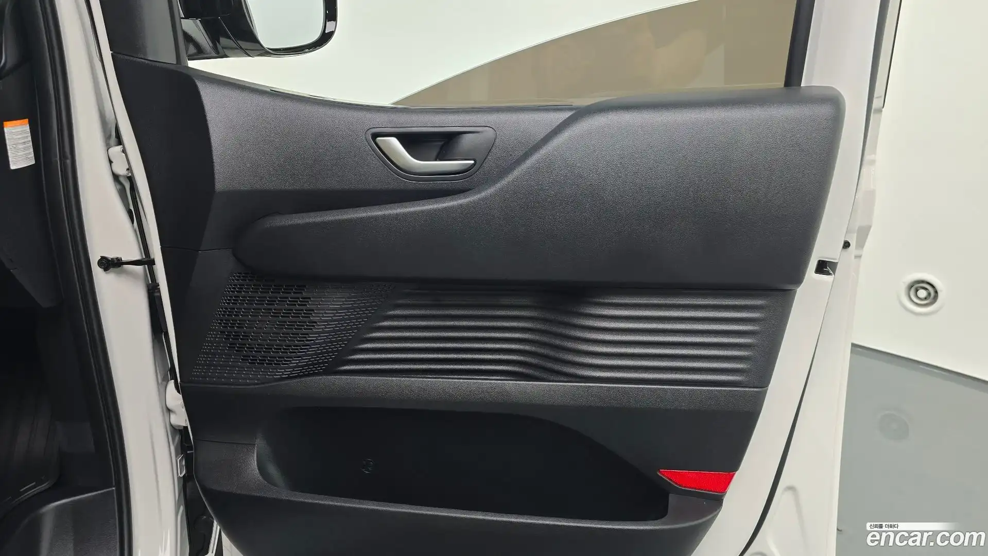 Staria Hyundai 2025.1-INNER-035