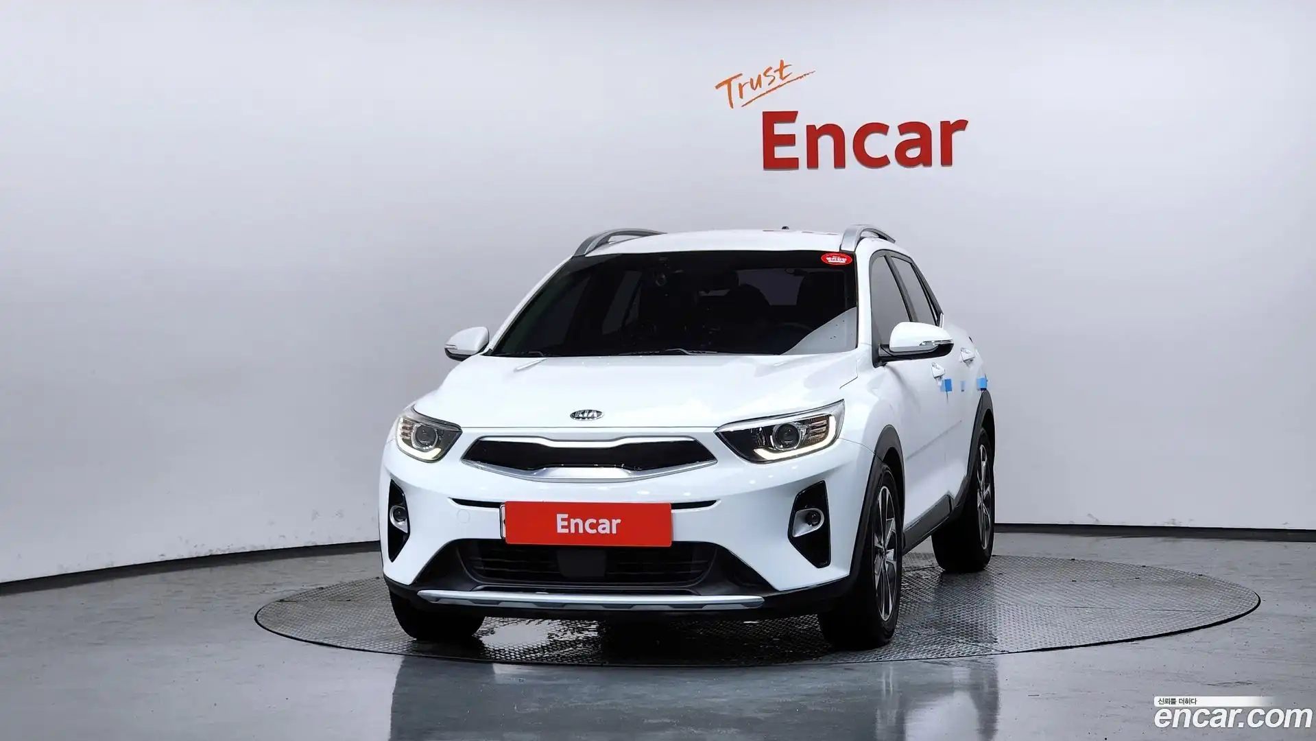 Stonic Kia 2018.10-OUTER-003