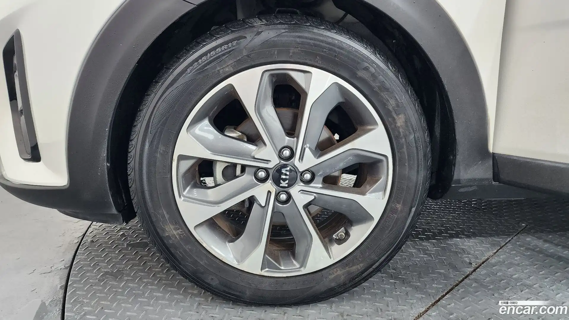 Stonic Kia 2018.10-OUTER-005