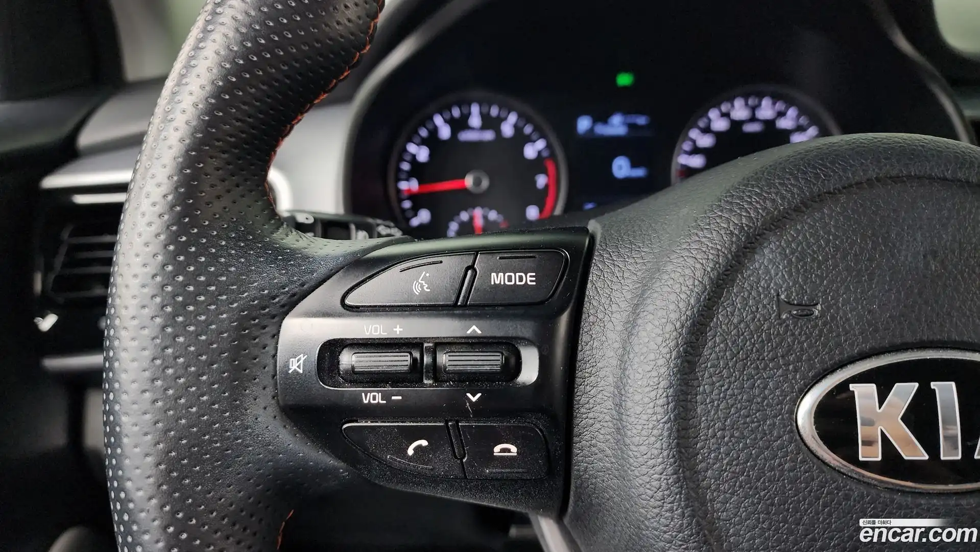Stonic Kia 2018.10-OPTION-021