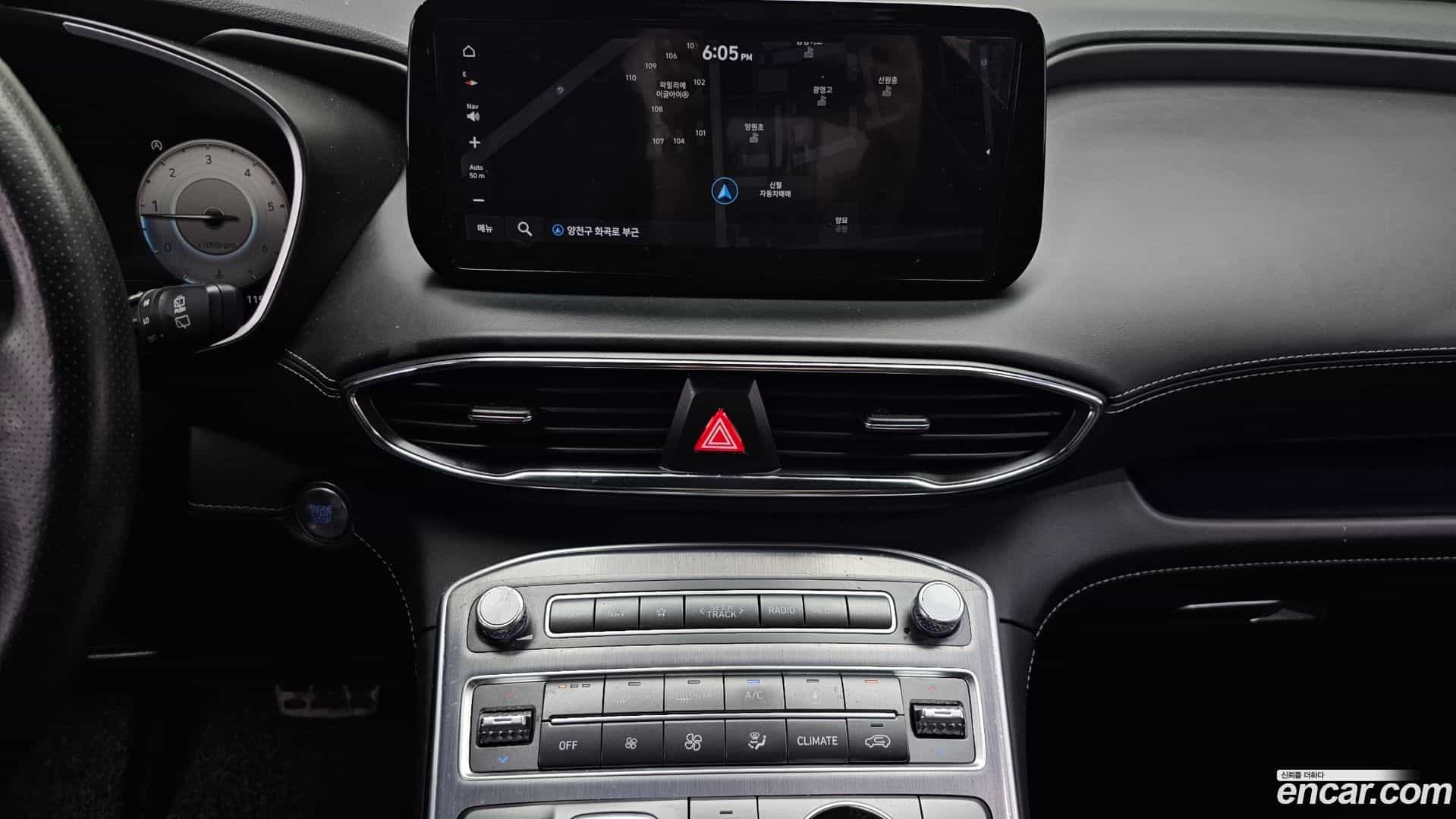 Santafe Hyundai 2021.1-OPTION-018