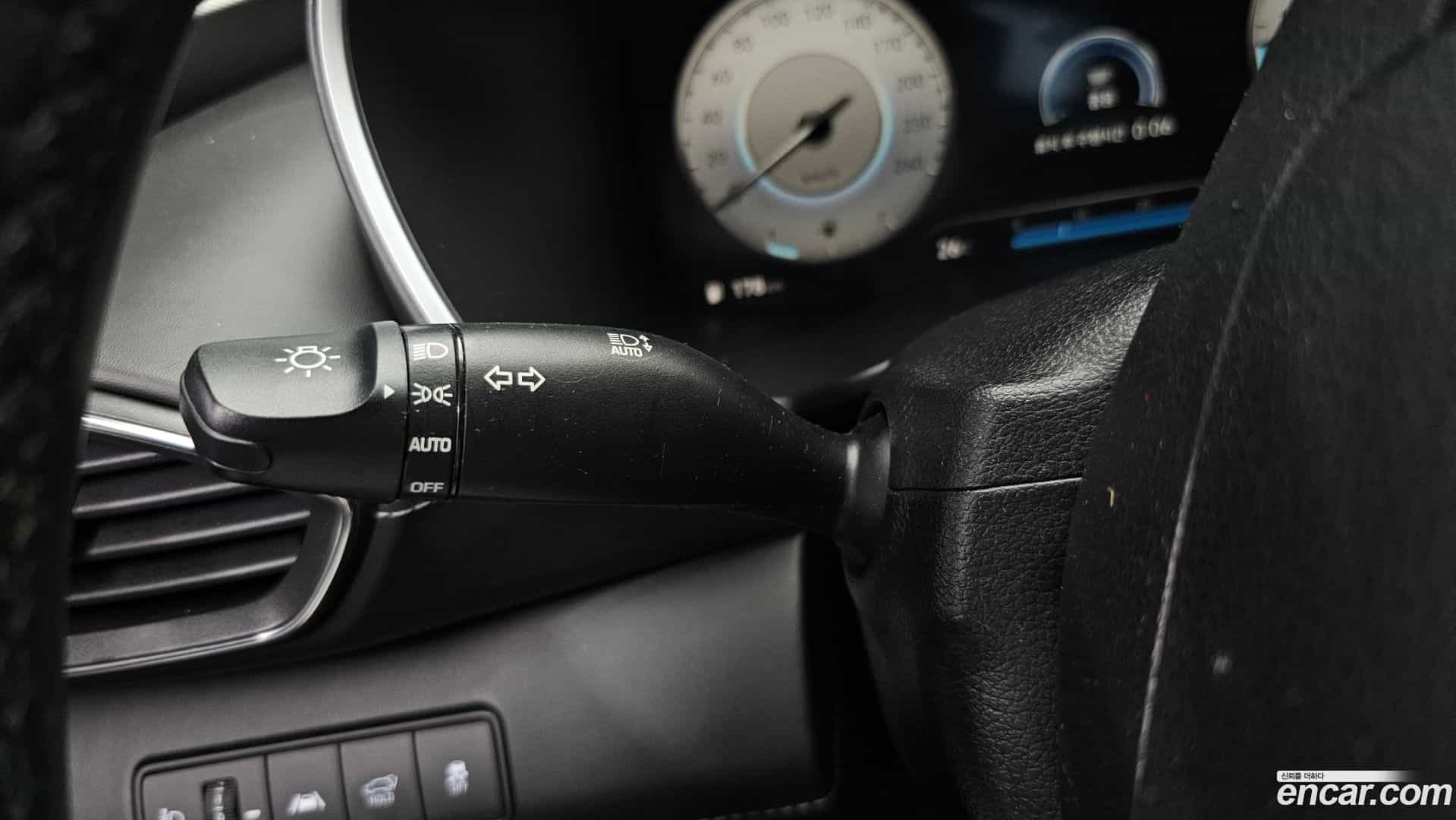 Santafe Hyundai 2021.1-OPTION-042