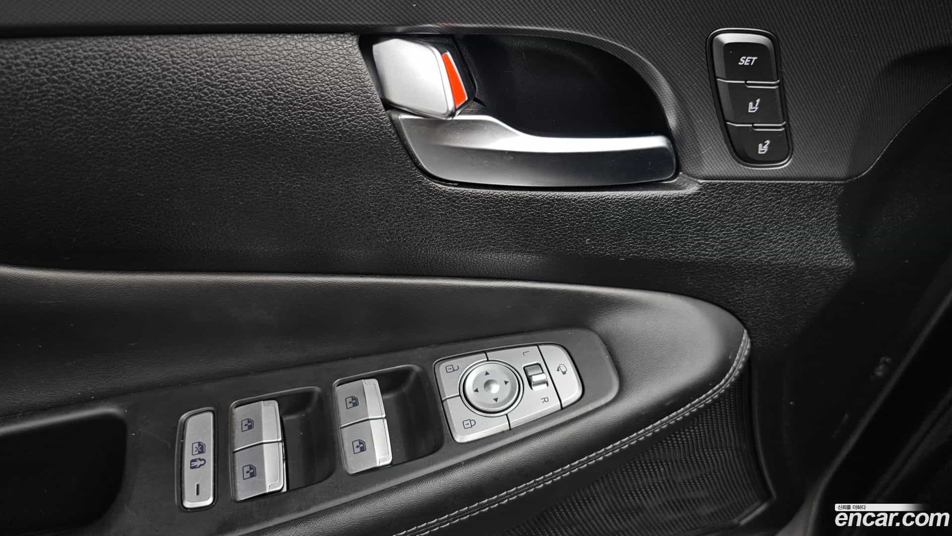 Santafe Hyundai 2021.1-OPTION-044