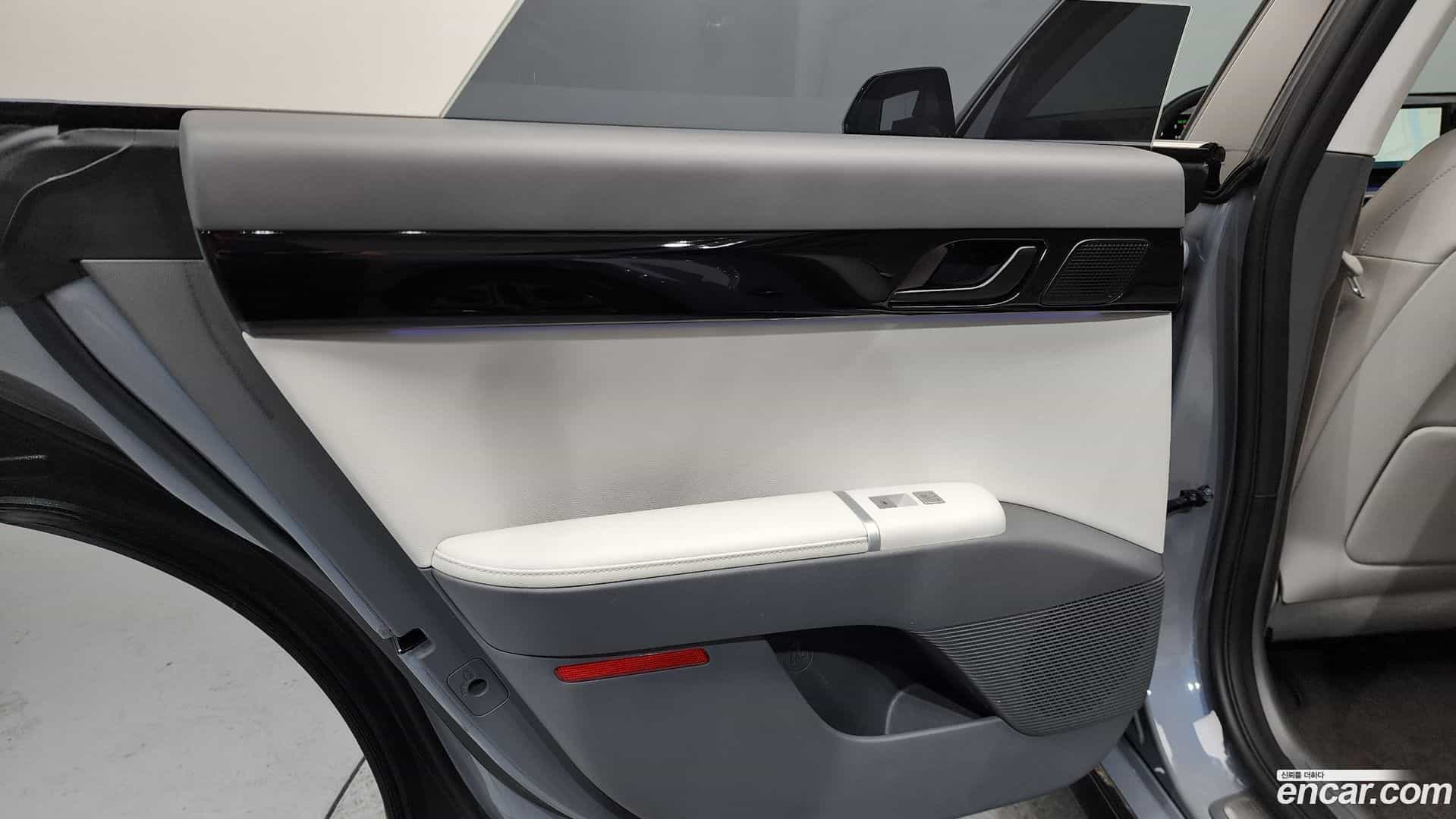 Grandeur Hyundai 2024.0-INNER-035