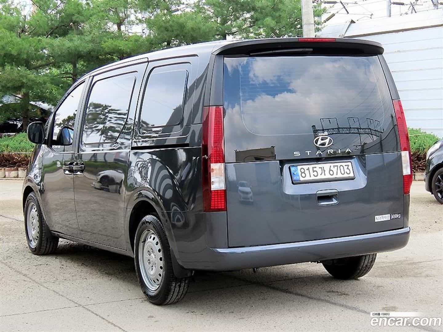 Staria Hyundai 2023.1-OUTER-003