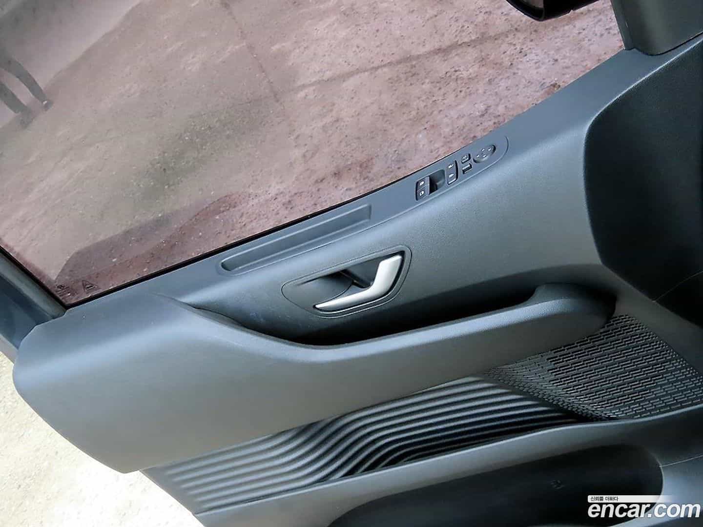 Staria Hyundai 2023.1-OPTION-015