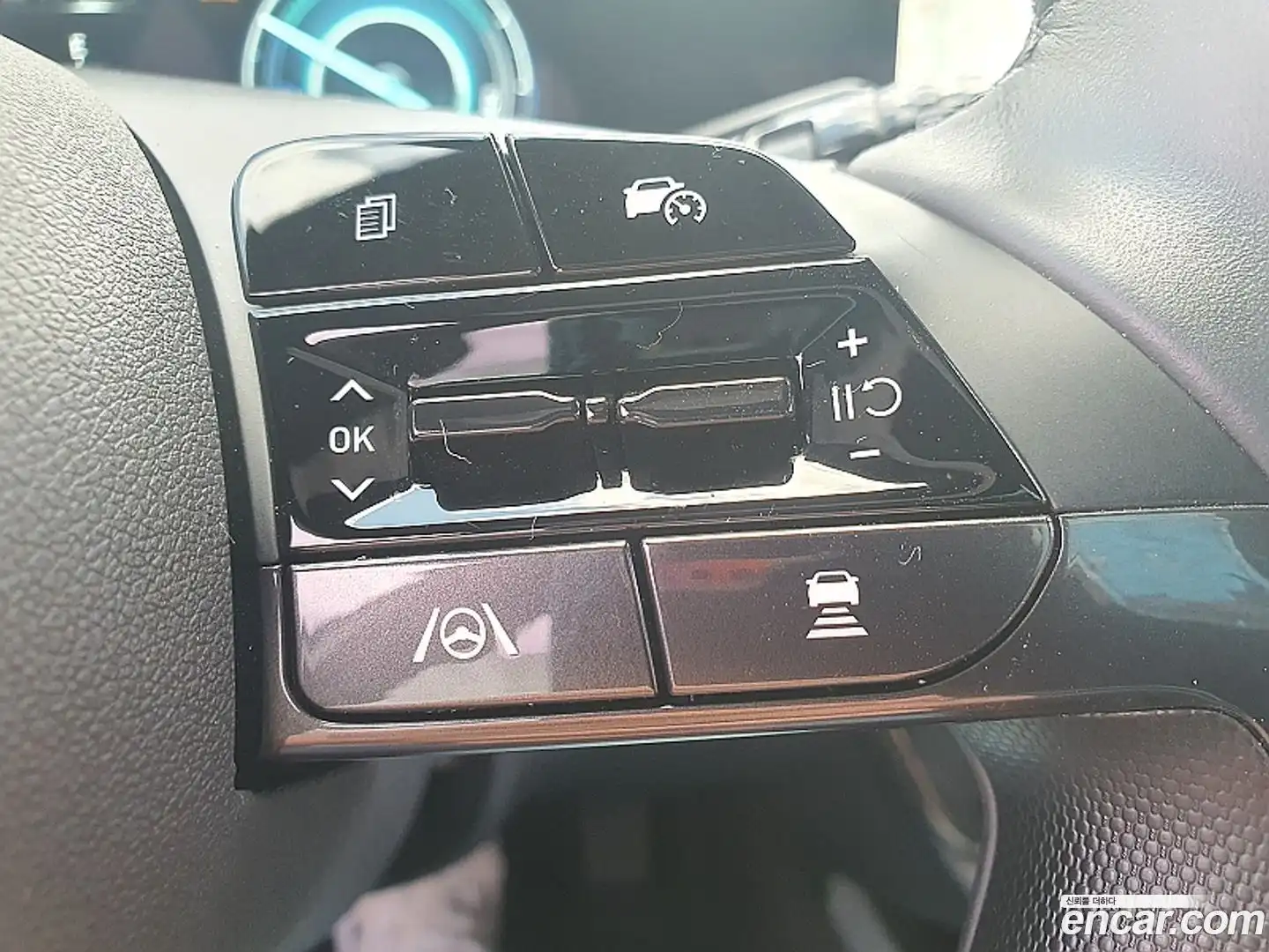 AVANTE Hyundai 2023.5-OPTION-021