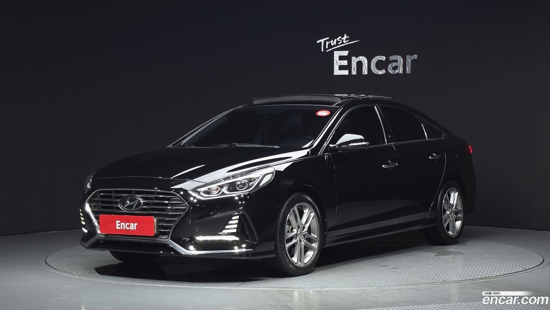 Main__Slider__Photo:Sonata Hyundai 2018.3-0