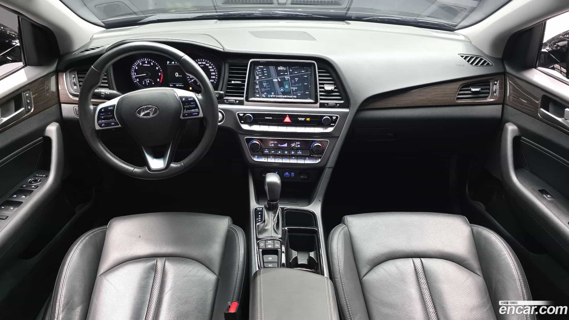 Sonata Hyundai 2018.3-INNER-007