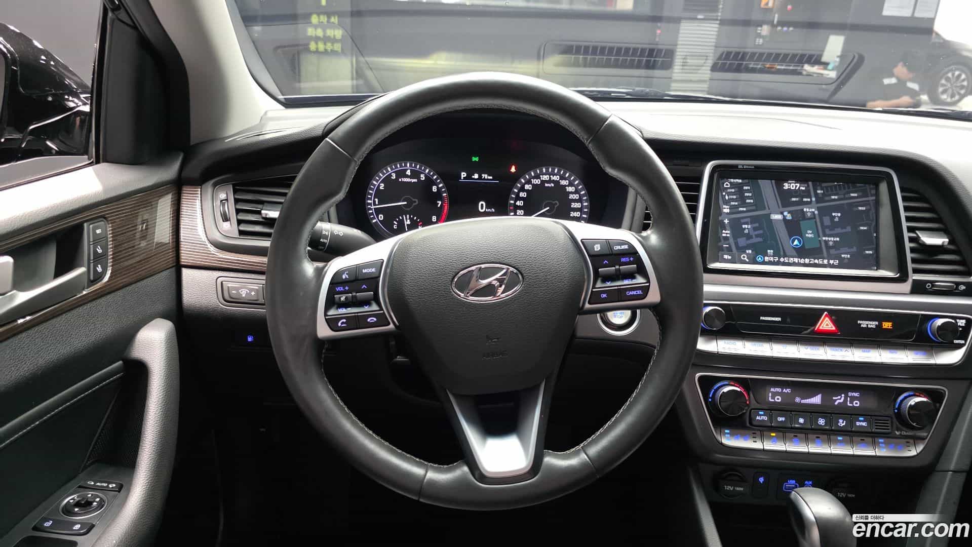 Sonata Hyundai 2018.3-OPTION-017