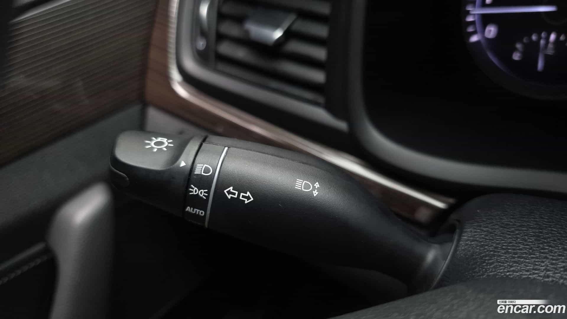 Sonata Hyundai 2018.3-OPTION-024
