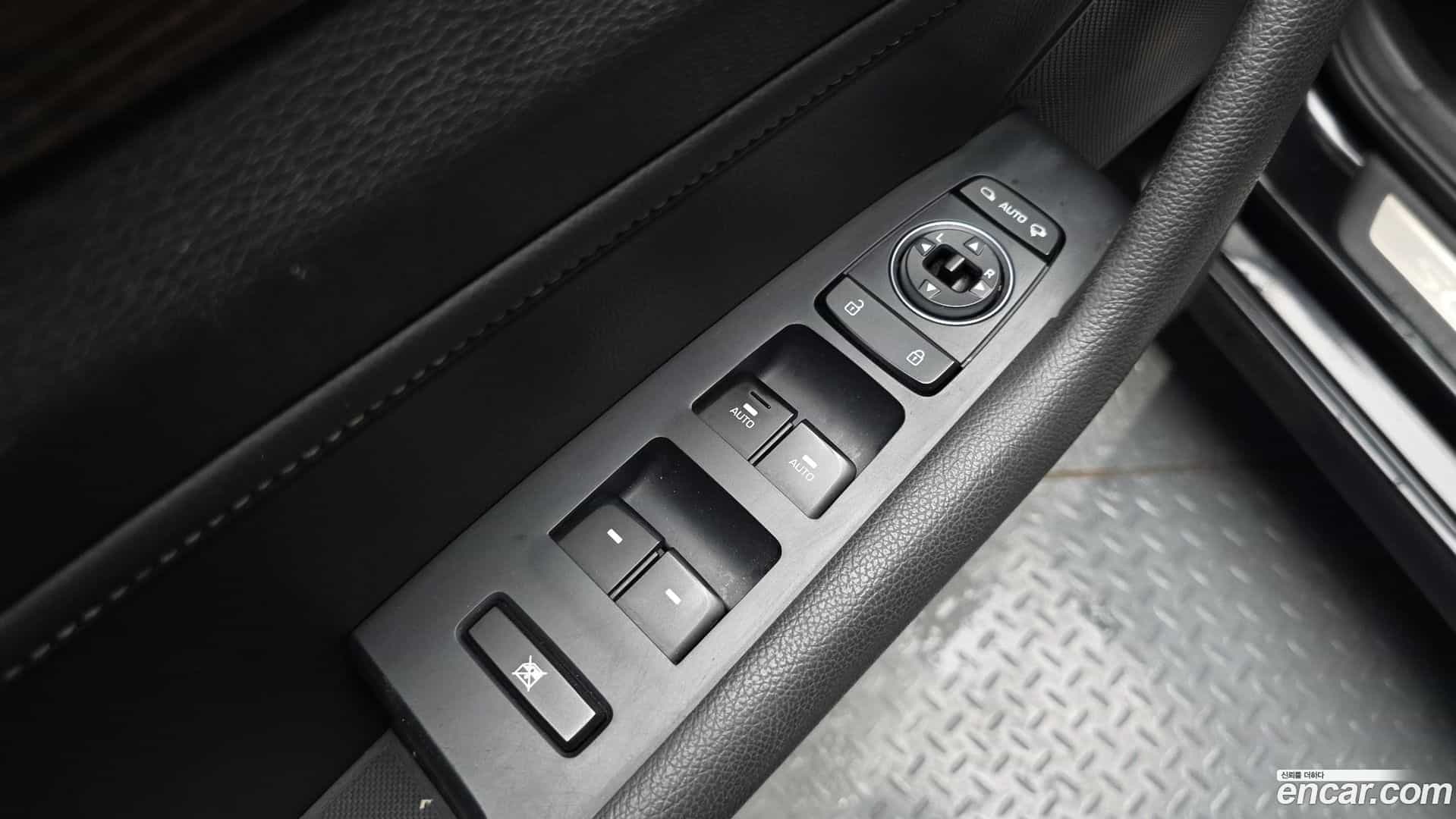 Sonata Hyundai 2018.3-OPTION-042