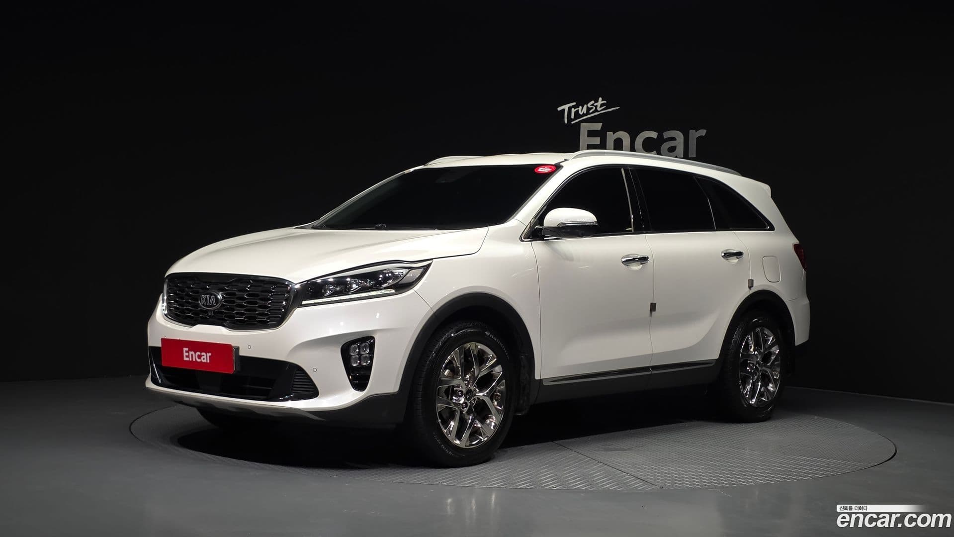 Main__Slider__Photo:Sorento Kia 2019.5-0