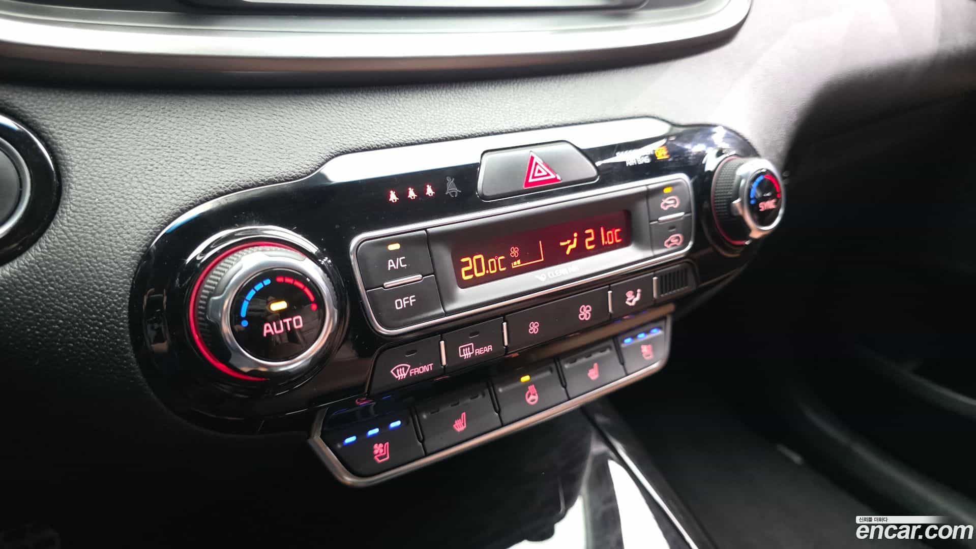 Sorento Kia 2019.5-OPTION-020