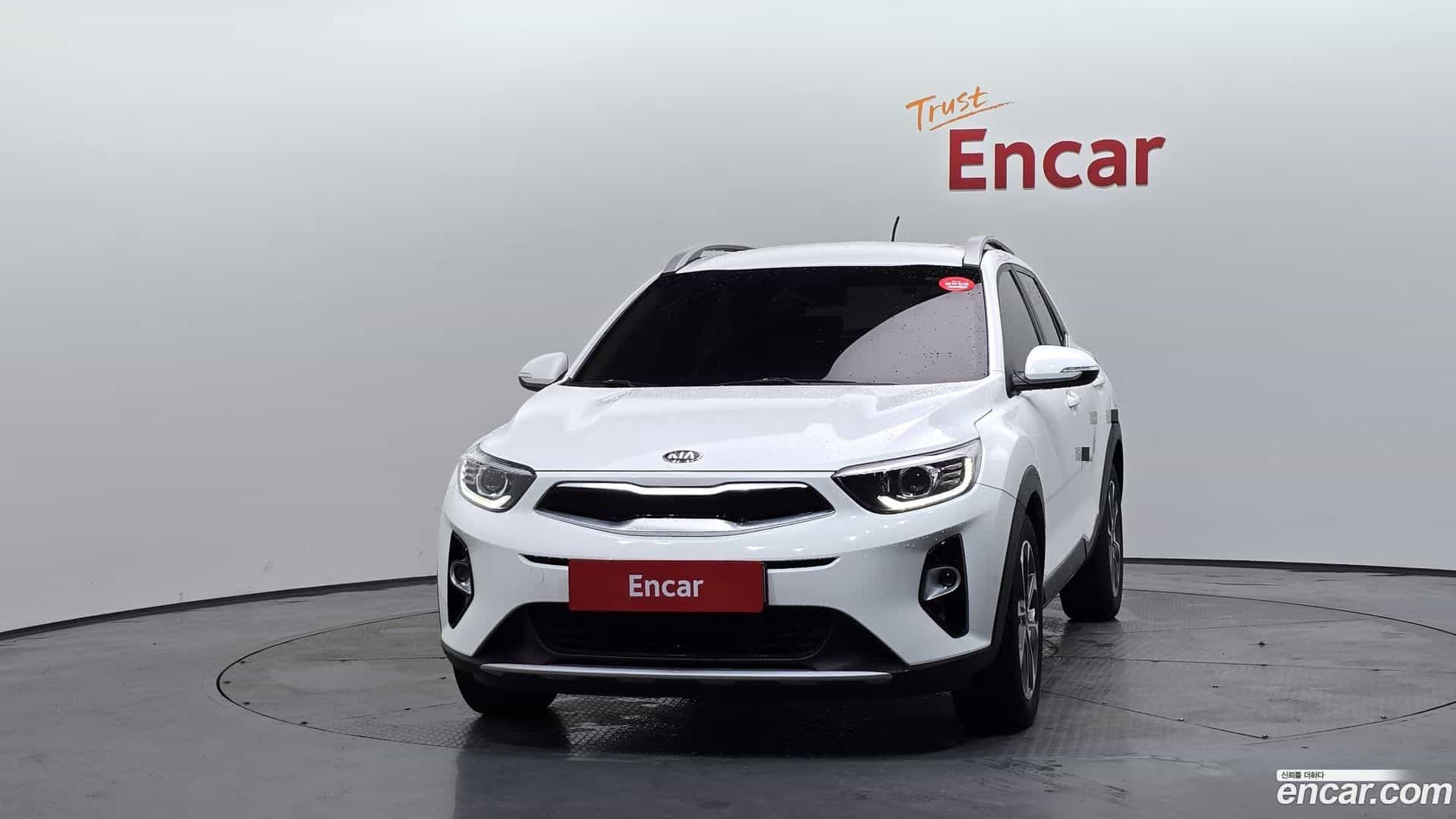 Stonic Kia 2017.10-OUTER-003