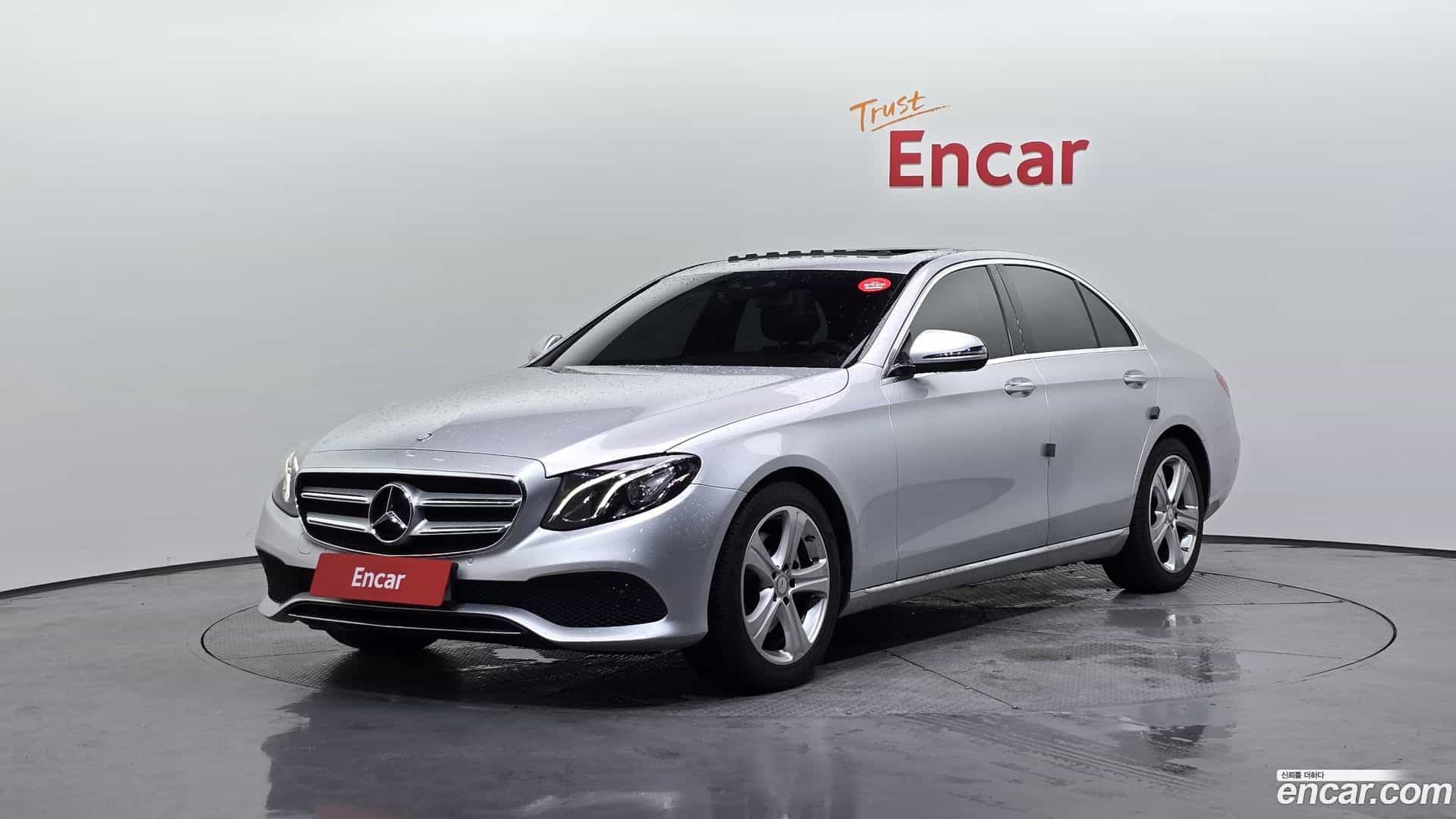 E-Class Mercedes-Benz 2016.11-OUTER-001